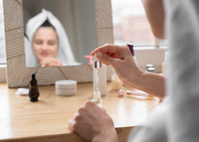 How to Use Acetyl Hexapeptide-8 Effectively