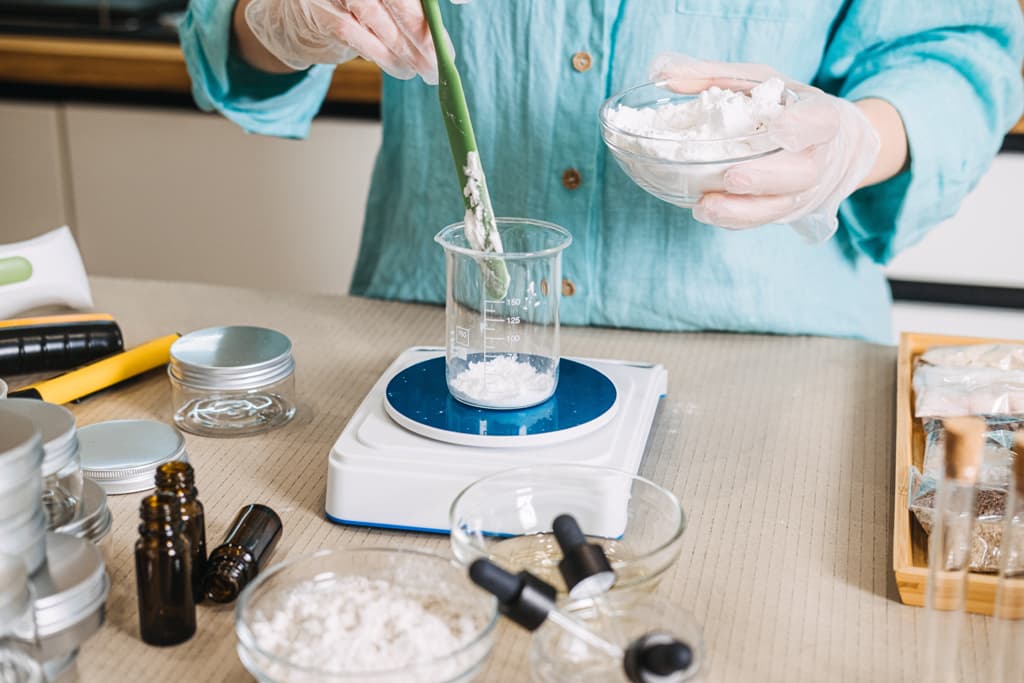 Private Label Skincare: From Custom Formula to Finished Product at Bioavenues